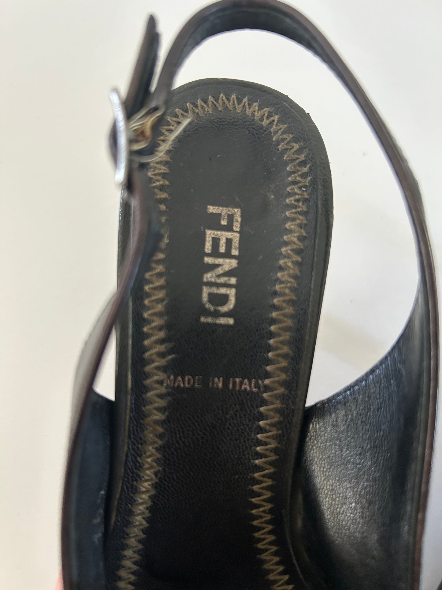 Designer Vintage Fendi Leather Sling Back Pointed Toe Heels