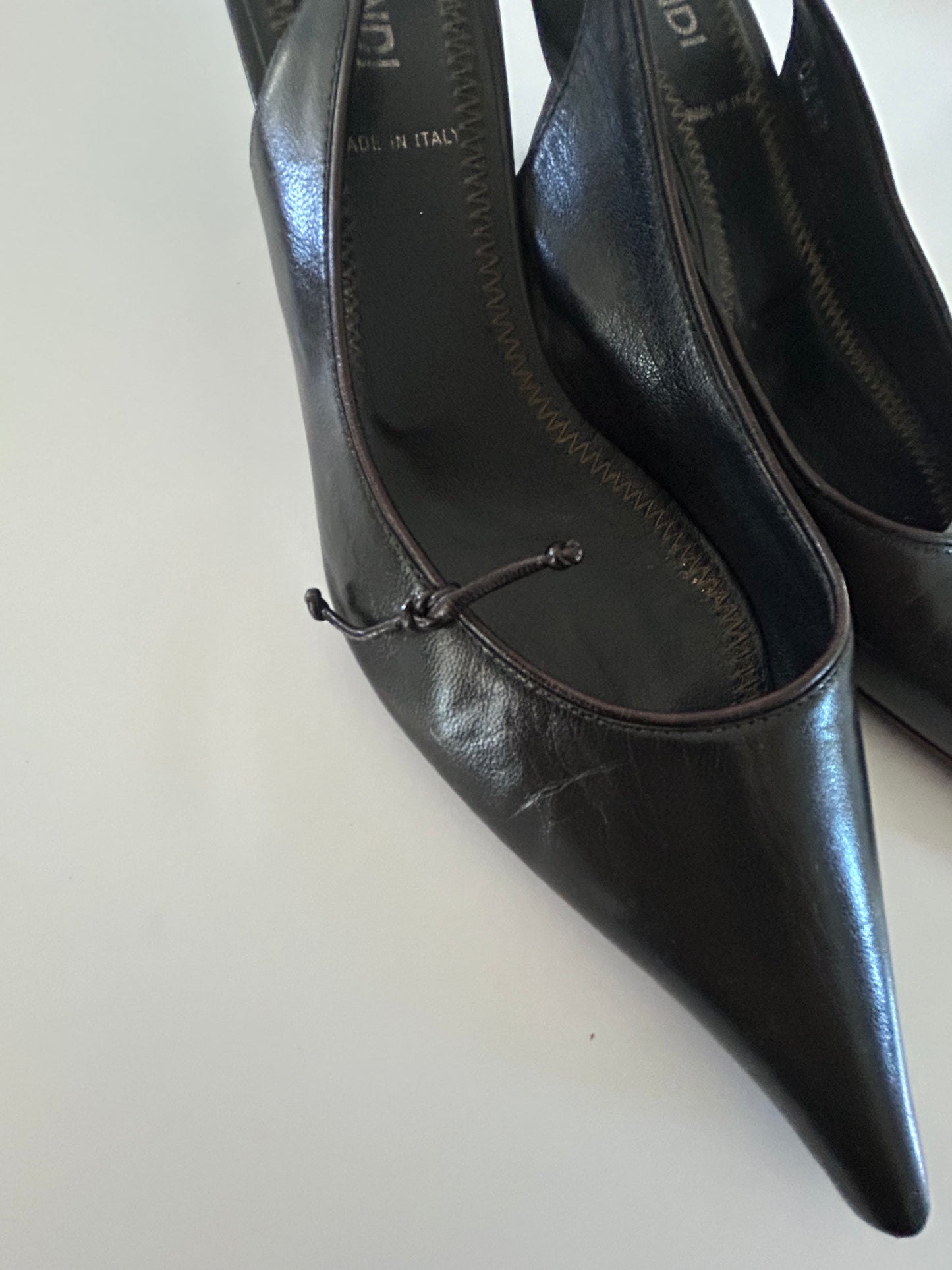 Designer Vintage Fendi Leather Sling Back Pointed Toe Heels
