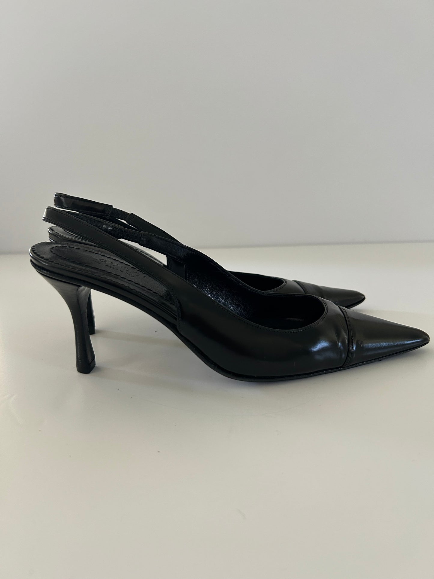 Designer Vintage Gucci Pointed Toe Slingback Heels