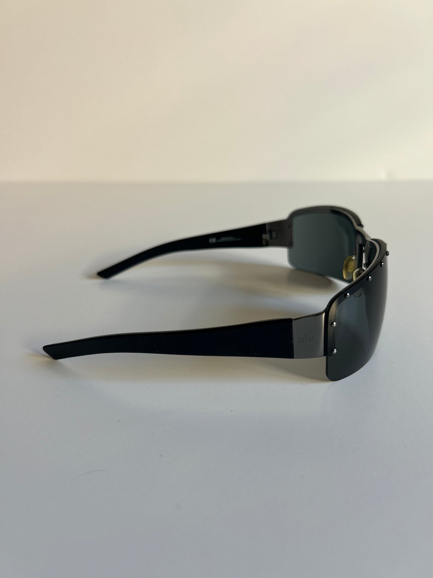 Designer Vintage Gucci Black Studded Shield Sunglasses with GG Logo Arms
