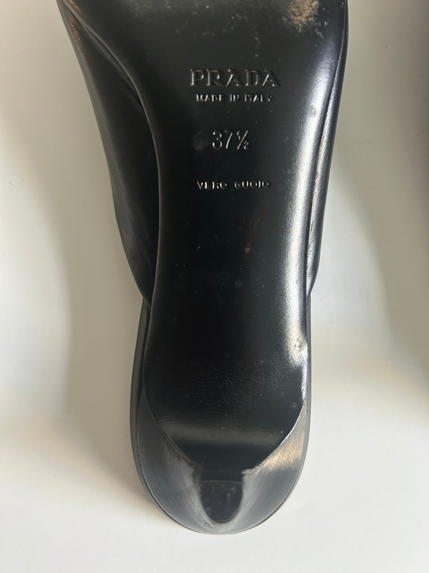Designer Vintage Prada Black Leather Grommet Mule Kitten Heels Y2K