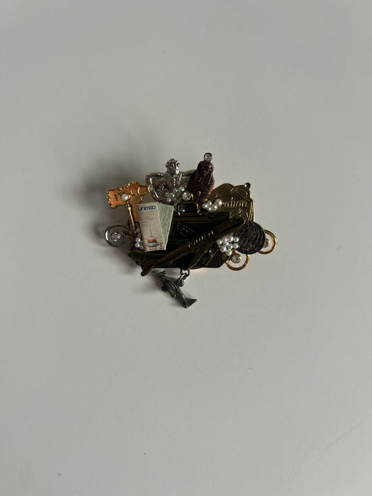  Vintage Travel Souvenir Brooch