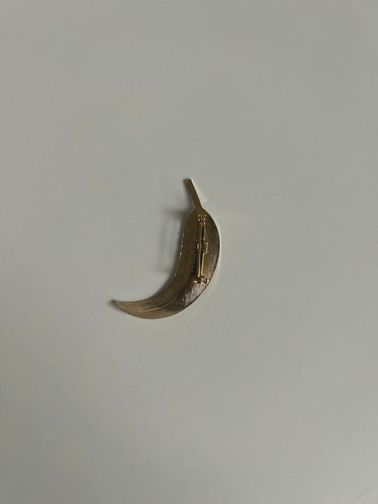 Vintage Gold Leaf Brooch