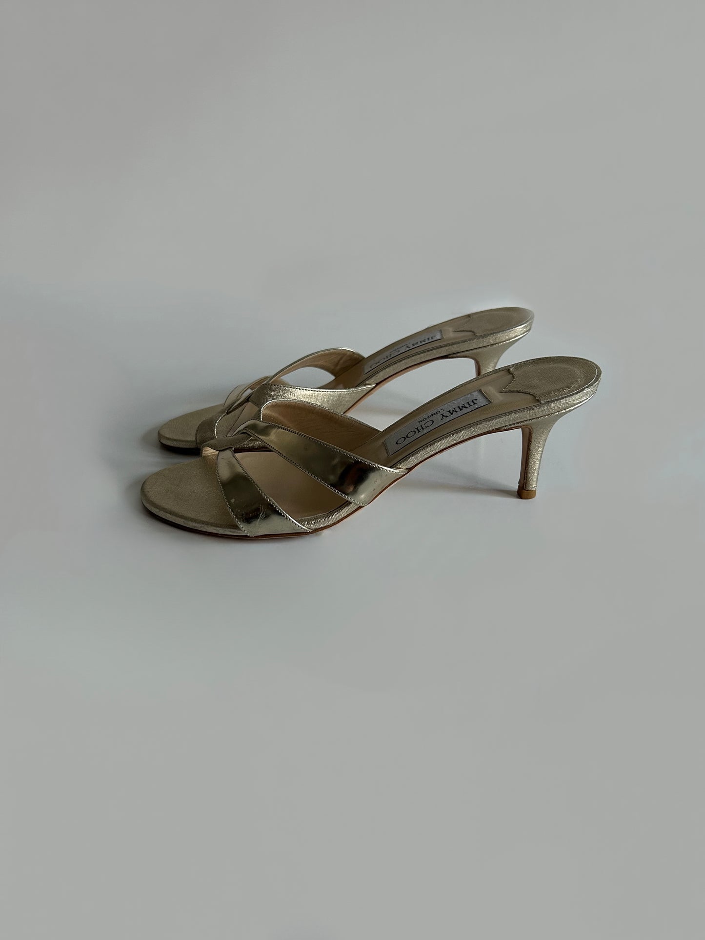 Designer Vintage Jimmy Choo London Metallic Gold Cross Strap Sandals Size 38.5 Y2K Heels
