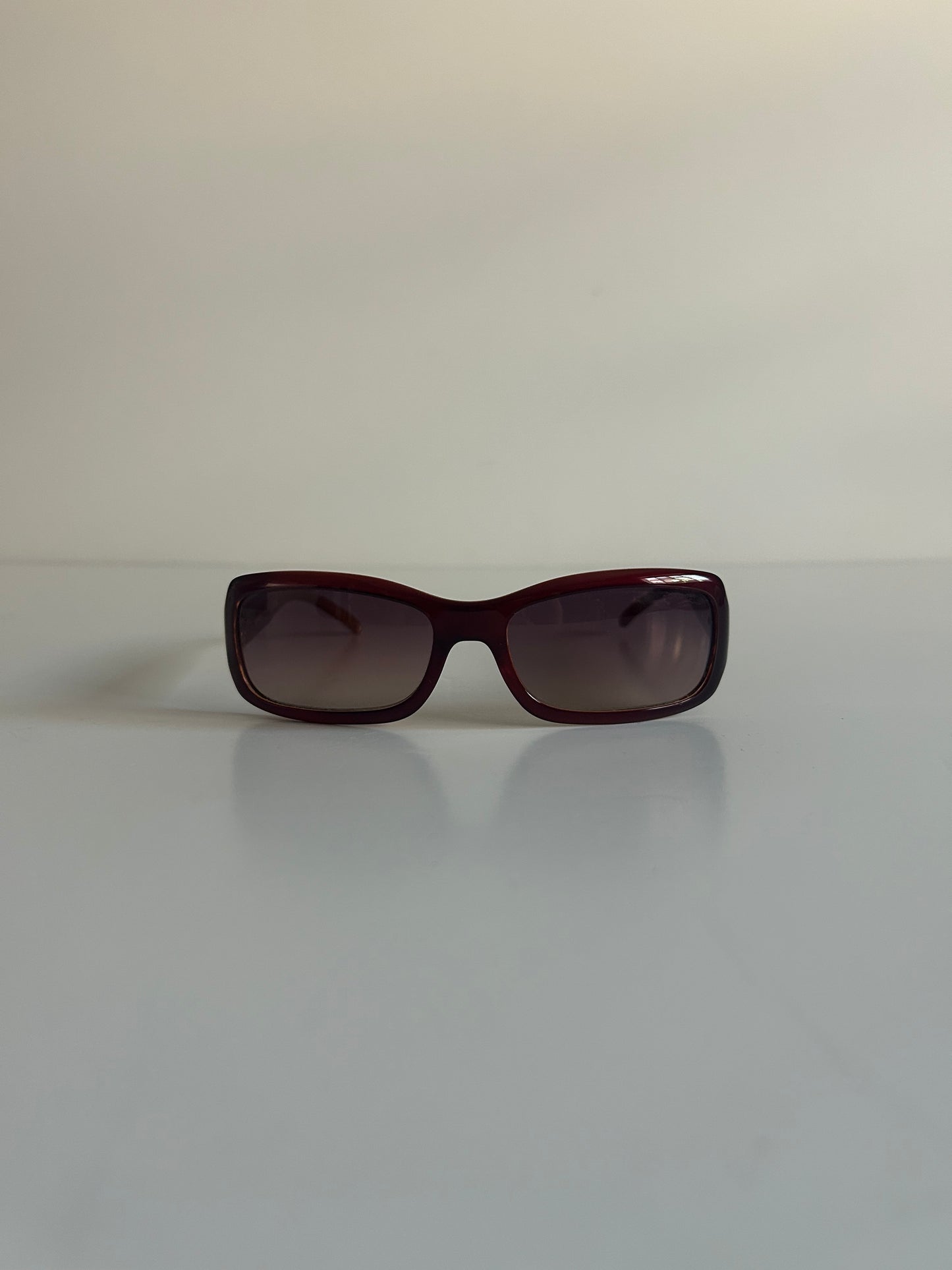 Designer Vintage Rare Chanel Burgundy CC Logo Rectangular Sunglasses (Early 2000s)