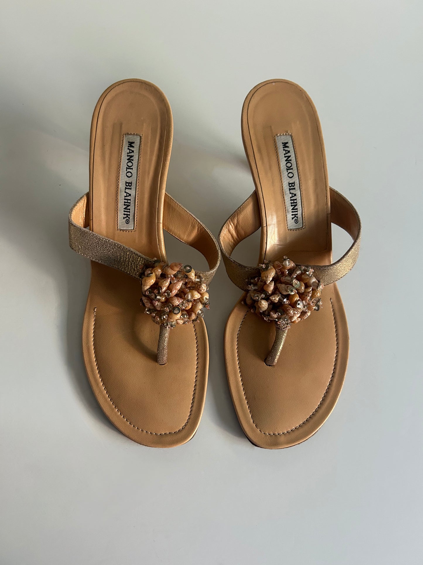 Designer Vintage Manolo Blahnik Shell Embellished Sandals Beaded Pearl Resort Heels Made in Italy