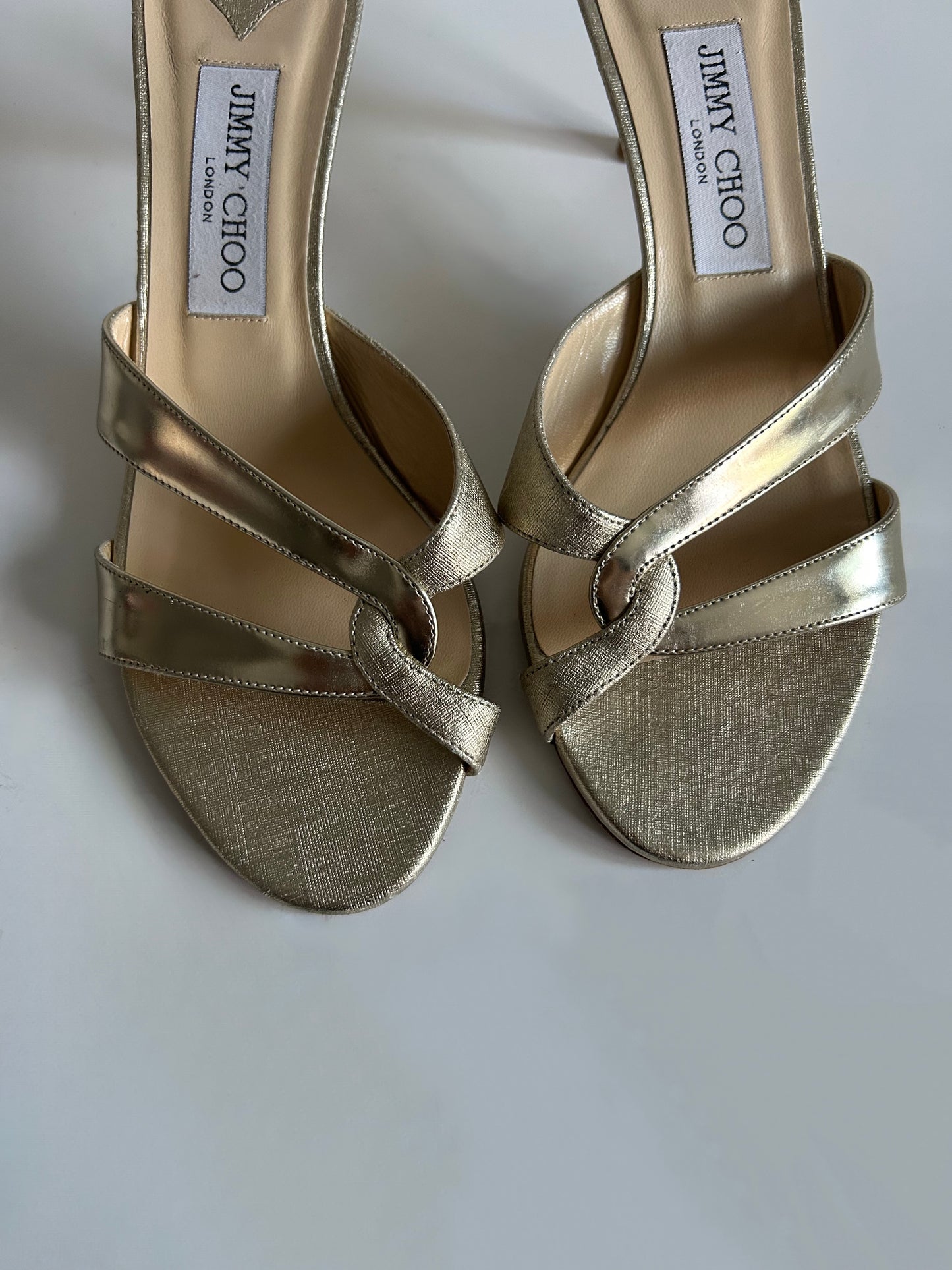 Designer Vintage Jimmy Choo London Metallic Gold Cross Strap Sandals Size 38.5 Y2K Heels