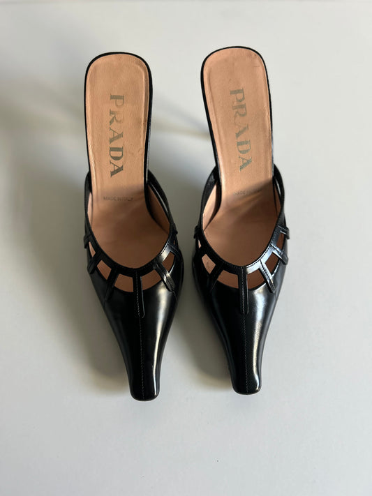 Designer Vintage Prada Black Leather Cutout Mule Heels - Late 1990s – early 2000s