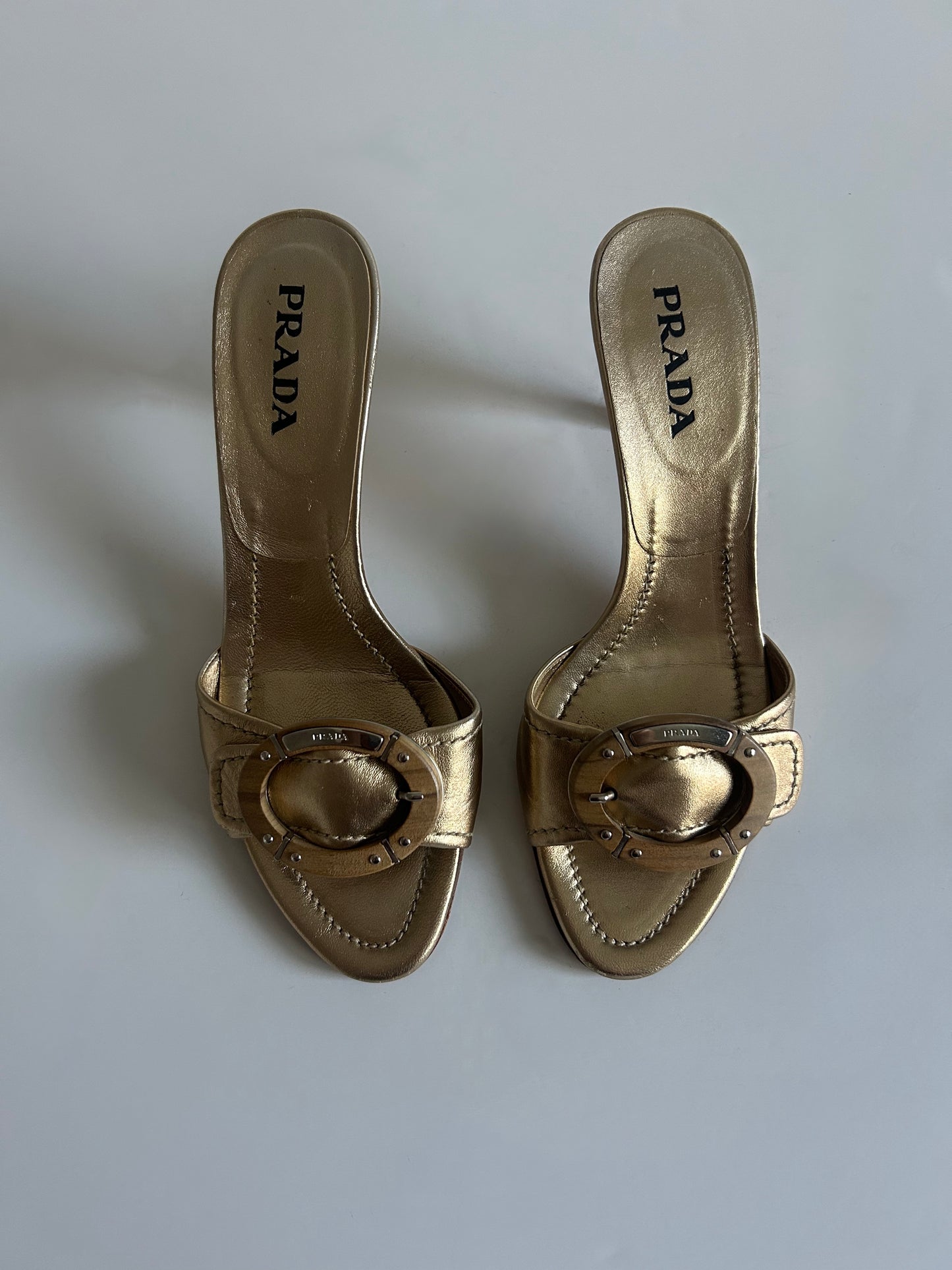 Designer Vintage Prada Metallic Gold Leather Buckle Mule Heels Size 36 Made in Italy Y2K
