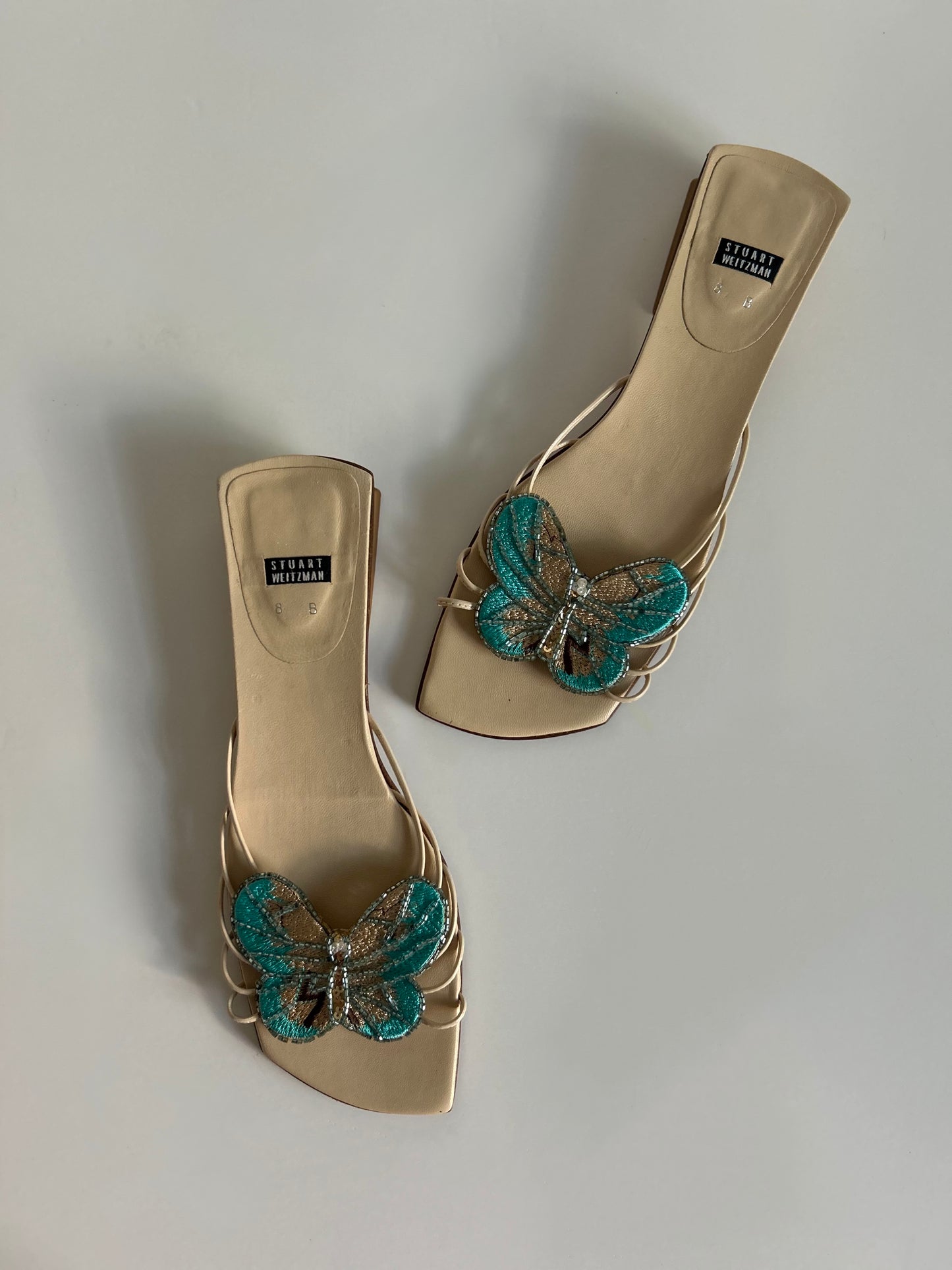 Designer Vintage Stuart Weitzman Butterfly Embellished Mule Heels Size 8 Beaded Y2K Sandals