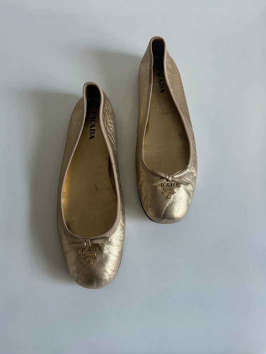 Designer Vintage Prada Metallic Gold Leather Ballet Flats Y2K Designer Shoes Made in Italy